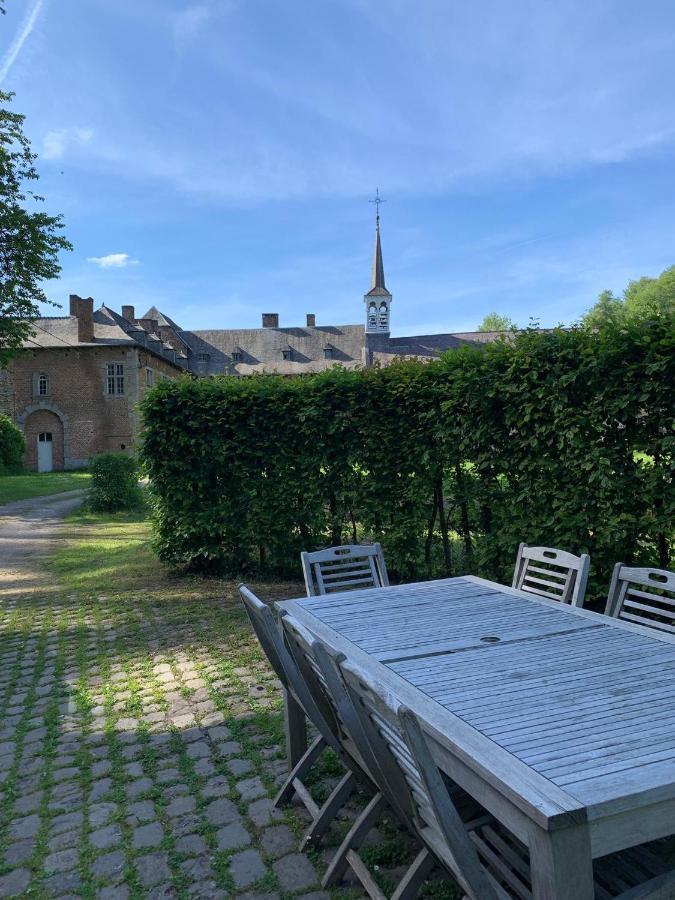 La Porterie de l’Abbaye de Marche les Dames Namur  Exterior foto